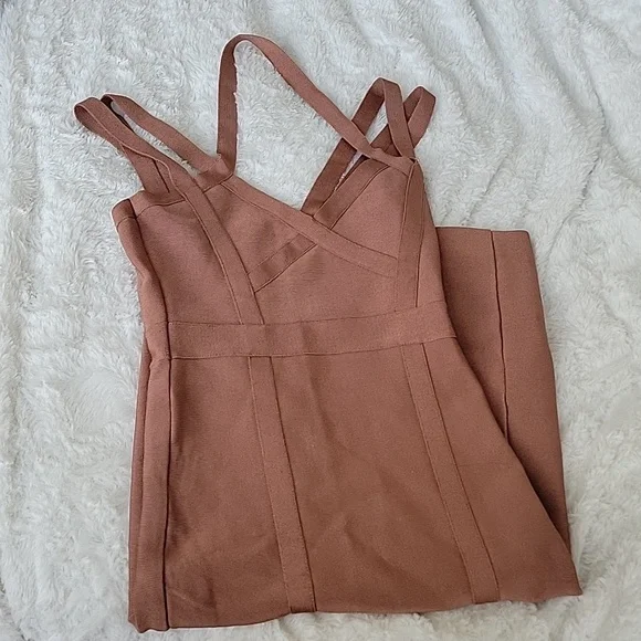 BEBE sexy bodycon dress - Picture 3 of 7